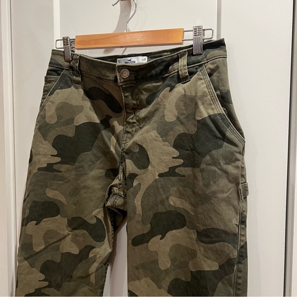 Hollister Pants & Jumpsuits Hollister High Rise Camo Cargo Dad